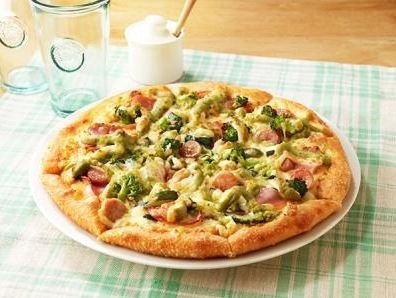 コラボピザ（ファイヤーエンブレム イメージ）『ファイヤーんHOTピザ』