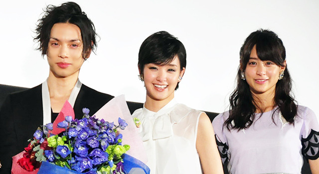 号泣した水嶋ヒロ、剛力彩芽、山本美月