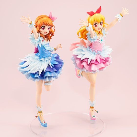 「Lucrea（ルクリア） アイカツ！ 星宮いちご＆大空あかり コスモスVer. セット」36,960円（税込）（C）BNP/BANDAI, DENTSU, TV TOKYO