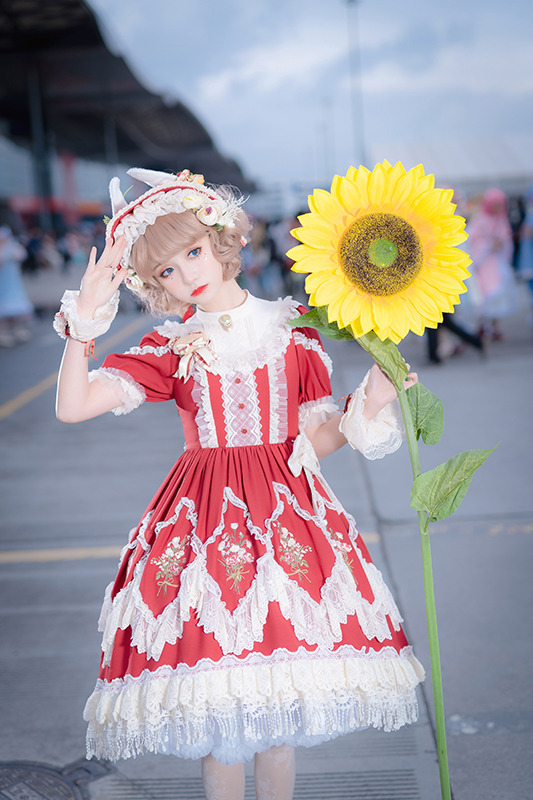 神々しいほどのキュートさ！ ロリータモデルの超新星・長寇【写真52枚】