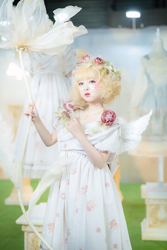 天使過ぎるロリータ姿に注目！ フォロワー数95万の中国人気レイヤー・Usagi【写真26枚】