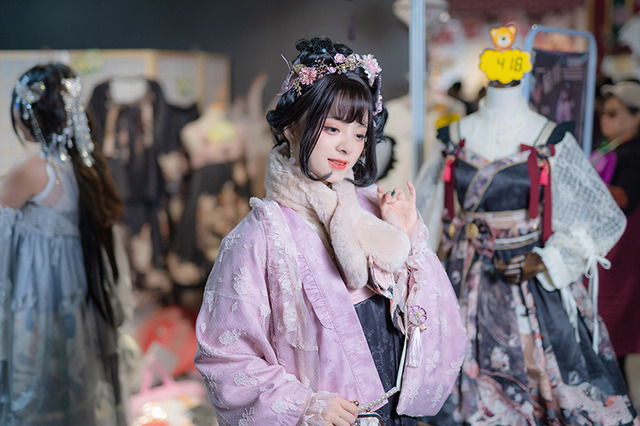 中国ロリータ界隈の熱狂ぶりがスゴい！ 中国版コミケ「Comicup25」中華ロリータモデルまとめ（後編）【写真100枚】
