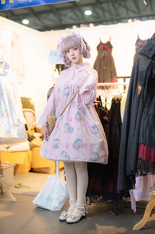 タバコが似合うアニメキャラといえば？／中国版コミケ、百花繚乱ロリータモデルまとめ：1月11日～13日記事まとめ