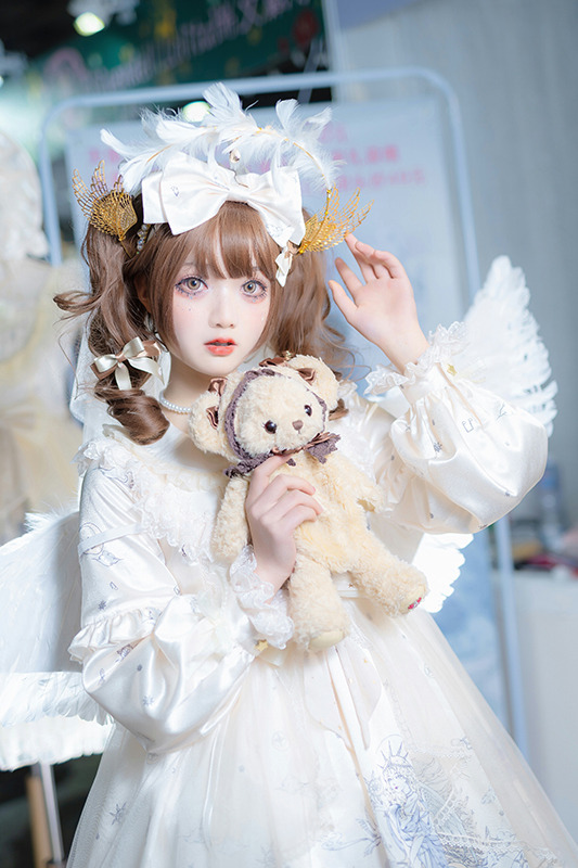 タバコが似合うアニメキャラといえば？／中国版コミケ、百花繚乱ロリータモデルまとめ：1月11日～13日記事まとめ