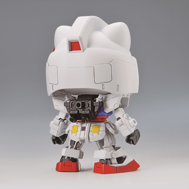 「2020年 愛と平和のガンダム&ハローキティプロジェクト」ハローキティ/RX-78-2ガンダム[SD EX-STANDARD] （C）創通・サンライズ（C）’76, ’19 SANRIO 著作(株)サンリオ