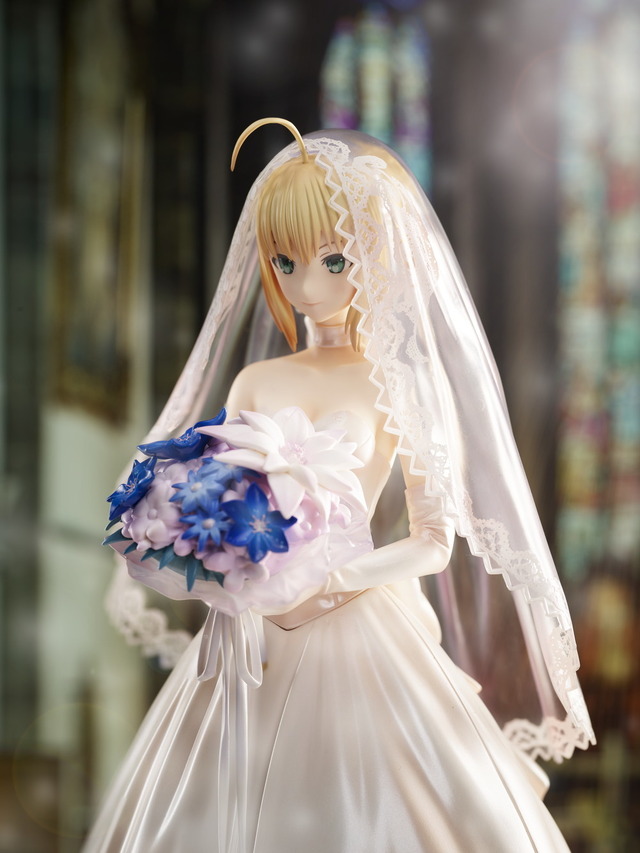 「セイバー ～10th ロイヤルドレスver.～」17,600円（税込）（C）TYPE-MOON