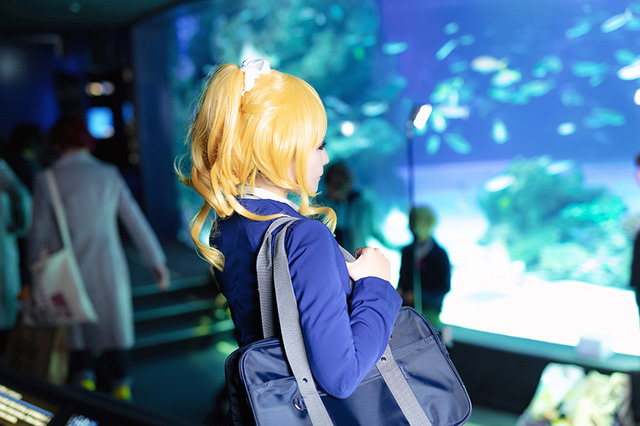 【コスプレ】「ラブライブ！」絢瀬絵里とロマンチックに水族館で…注目レイヤー・天音ありぃ【写真19枚】