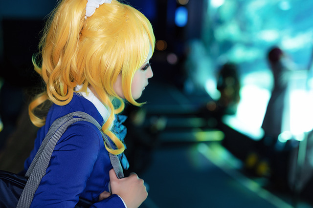 【コスプレ】「ラブライブ！」絢瀬絵里とロマンチックに水族館で…注目レイヤー・天音ありぃ【写真19枚】