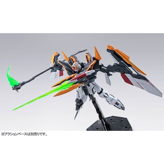 「MG 1/100 ガンダムデスサイズ EW（ルーセット装備）」4,950円（税込）（C）創通・サンライズ