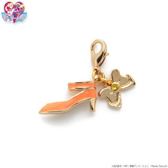 「美少女戦士セーラームーン　靴型アクセサリーチャーム」各2,750円（税込）（C）武内直子・PNP・東映アニメーション（C）Naoko Takeuchi