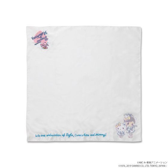 「ふたりはプリキュア×ハローキティ 刺繍スカーフ」ブラック／ホワイト：各9350円（C）ABC-A・東映アニメーション （C）1976, 2019 SANRIO CO., LTD. TOKYO,JAPAN