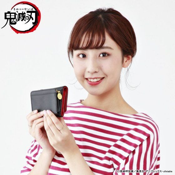 「鬼滅の刃　財布」11,000円（税込）（C）吾峠呼世晴／集英社・アニプレックス・ufotable