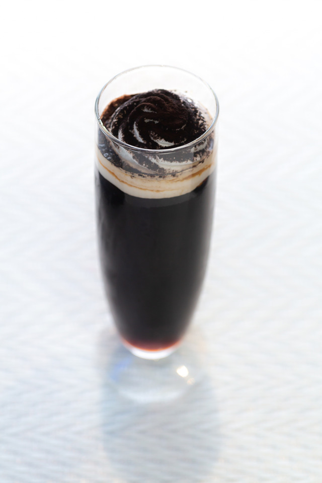 「SAO cafe」キリトのステイ・クールコーヒーブレイク　600円（税込）（C）2017 川原 礫／ＫＡＤＯＫＡＷＡ　アスキー・メディアワークス／SAO-A Project（C）KEIICHI SIGSAWA/REKI KAWAHARA（C）BANDAI NAMCO Entertainment Inc.