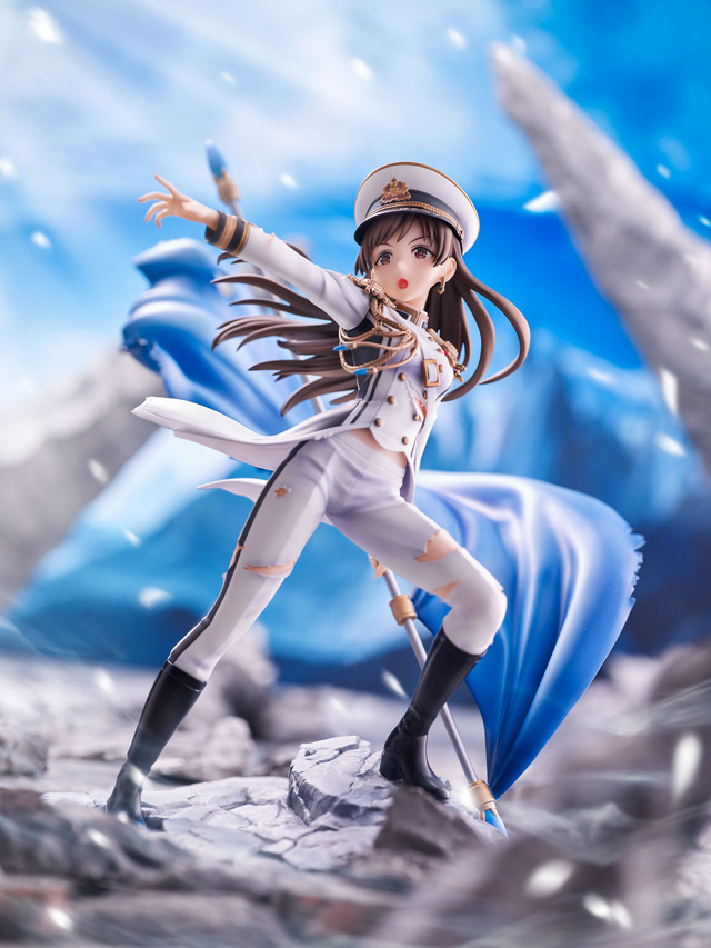 「アイドルマスター シンデレラガールズ 新田美波 生存本能ヴァルキュリアver.」18,000円（税抜）（C）BANDAI NAMCO Entertainment Inc.