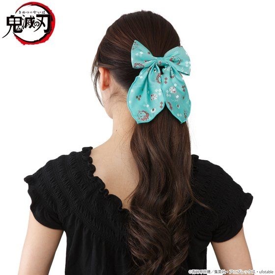 「鬼滅の刃　モチーフ総柄リボンヘアゴム」1,540円（税込）（C）吾峠呼世晴／集英社・アニプレックス・ufotable