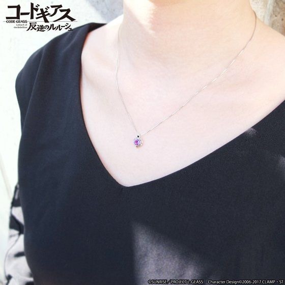「コードギアス　反逆のルルーシュ×TAKE-UP　シルバー・K10YGネックレス」22,000円（税込）（C）S／PLG CD （C）CLAMP・ST
