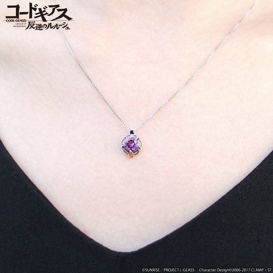 「コードギアス　反逆のルルーシュ×TAKE-UP　シルバー・K10YGネックレス」22,000円（税込）（C）S／PLG CD （C）CLAMP・ST