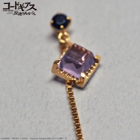 「コードギアス　反逆のルルーシュ×TAKE-UP　シルバーYGコーティング・K10YGピアス」25,300円（税込）（C）S／PLG CD （C）CLAMP・ST