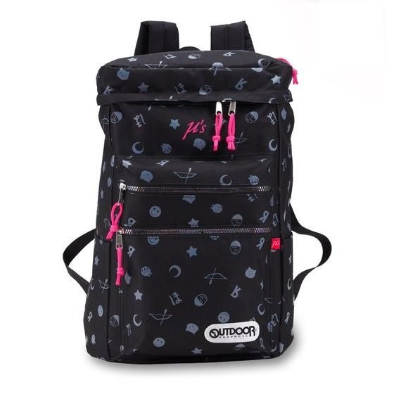 「ラブライブ！×OUTDOOR PRODUCTS ボックスリュック」9,900円（税込）（C）2013 プロジェクトラブライブ！
