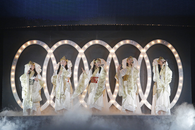 ももいろクローバーZ JAPAN TOUR 2013「GOUNN」のワンシーン