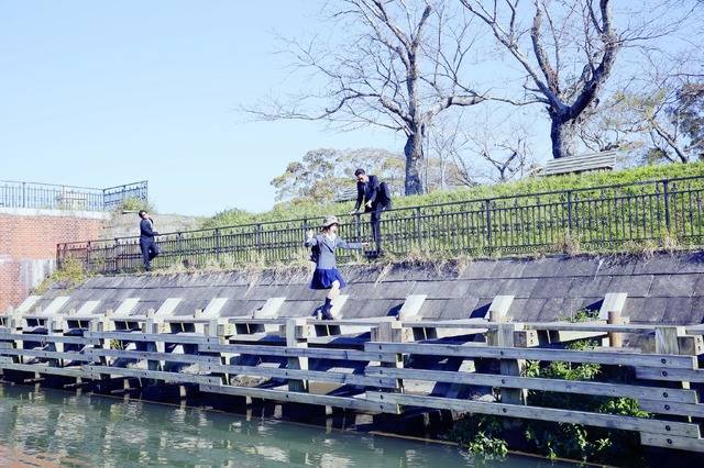 『映像研には手を出すな！』実写版場面カット第一弾（C）2020 「映像研」実写映画化作戦会議（C）2016 大童澄瞳／小学館（C）2020 「映像研」実写ドラマ化作戦会議（C）2016 大童澄瞳／小学館