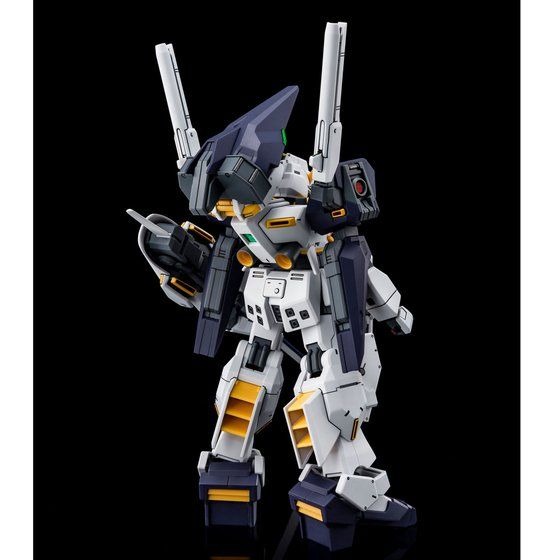 「HG 1/144 ガンダムTR-1［ハイゼンスレイ］」3,850円（税込）（C）創通・サンライズ