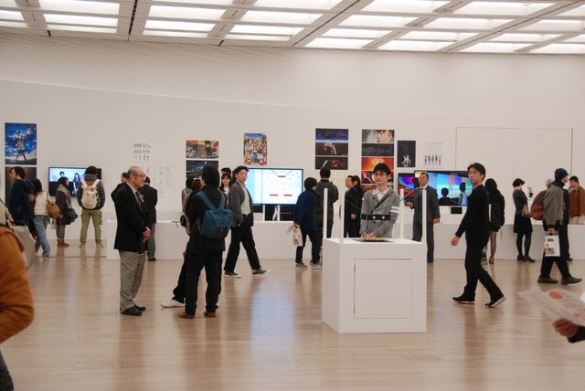 文化庁メディア芸術祭展示風景