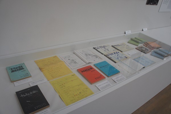 功労賞　柏原満さん（音響効果）の紹介展示。音響の仕事の関連資料