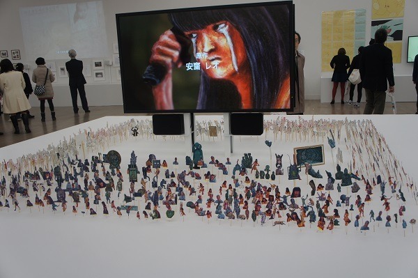 「燃える仏像人間」