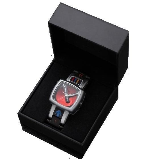「仮面ライダー電王　変身！腕時計【Live Action Watch】」27,500 円（税込）(C)石森プロ・東映