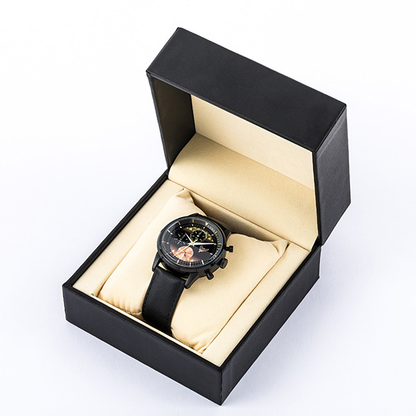 『鬼滅の刃』×SuperGroupies 善逸モデル 17,800円（税別）（C）吾峠呼世晴／集英社・アニプレックス・ufotable