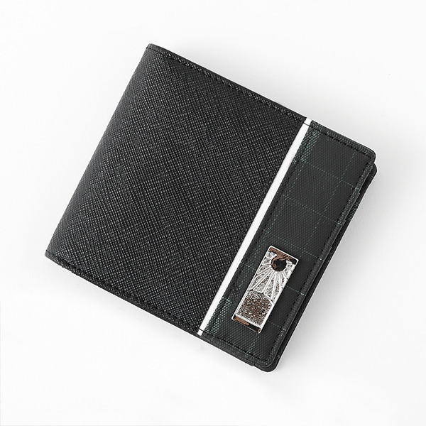 『鬼滅の刃』×SuperGroupies 炭治郎モデル  財布 10,800円(税別) （C）吾峠呼世晴／集英社・アニプレックス・ufotable