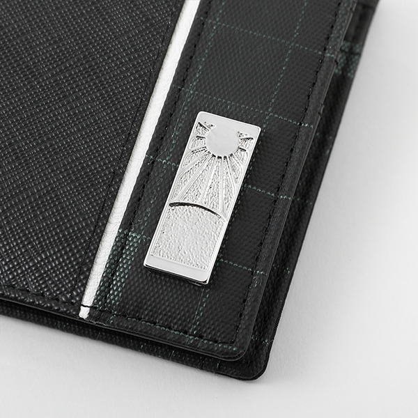 『鬼滅の刃』×SuperGroupies 炭治郎モデル 財布 10,800円(税別) （C）吾峠呼世晴／集英社・アニプレックス・ufotable