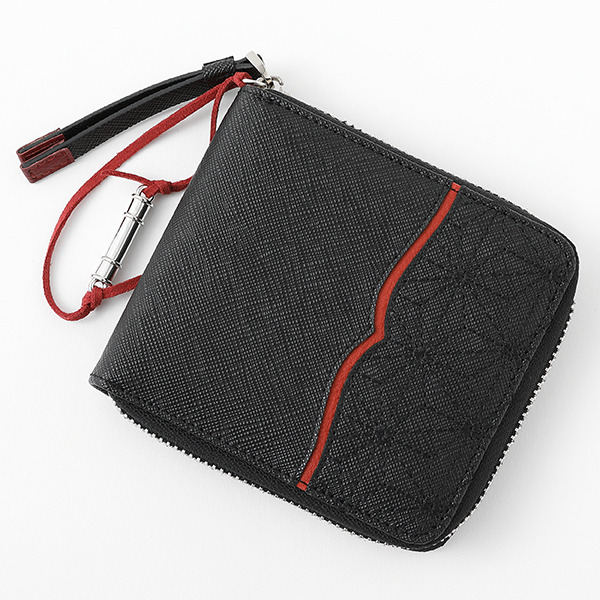 『鬼滅の刃』×SuperGroupies 禰豆子モデル 財布 10,800円(税別) （C）吾峠呼世晴／集英社・アニプレックス・ufotable