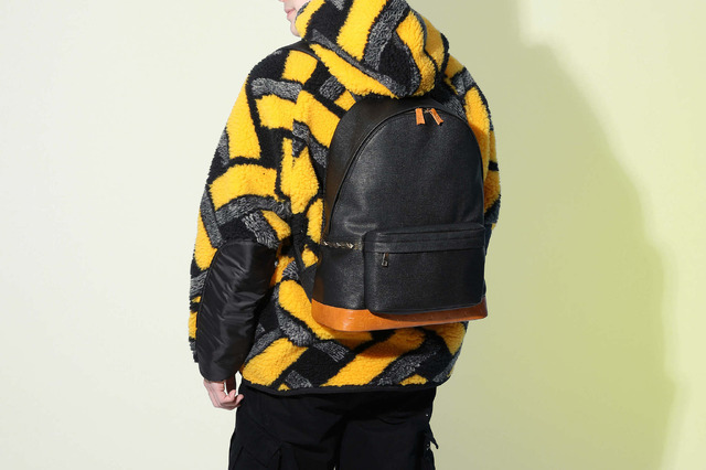 『鬼滅の刃』×SuperGroupies 善逸モデル  バッグ 14,000円(税別) （C）吾峠呼世晴／集英社・アニプレックス・ufotable