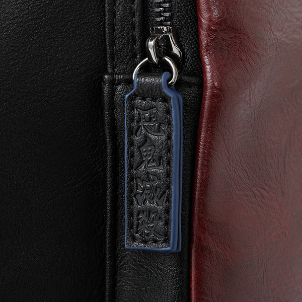 『鬼滅の刃』×SuperGroupies 義勇モデル バッグ 14,000円(税別) （C）吾峠呼世晴／集英社・アニプレックス・ufotable