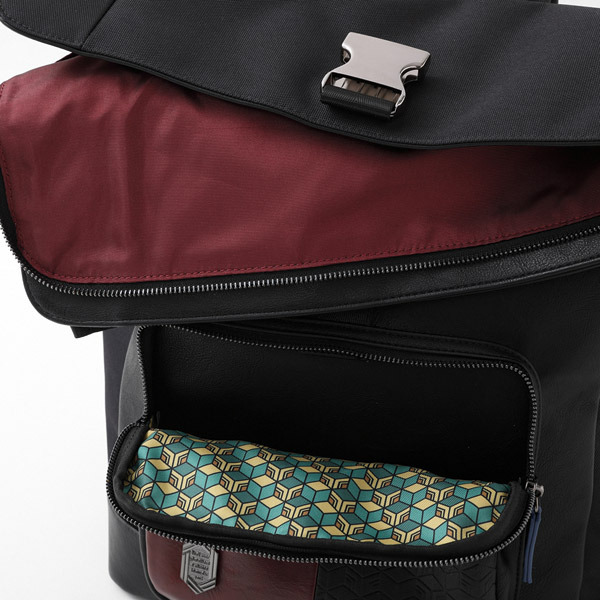 『鬼滅の刃』×SuperGroupies 義勇モデル バッグ 14,000円(税別) （C）吾峠呼世晴／集英社・アニプレックス・ufotable