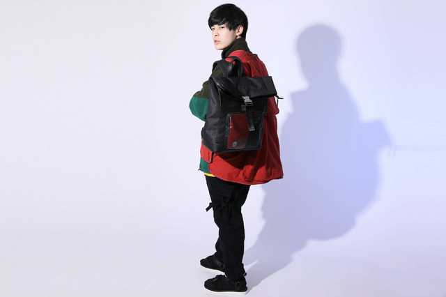 『鬼滅の刃』×SuperGroupies 義勇モデル  バッグ 14,000円(税別) （C）吾峠呼世晴／集英社・アニプレックス・ufotable