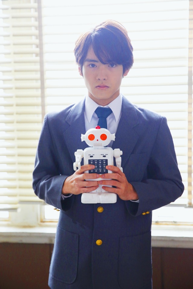 『映像研には手を出すな！』ロボット研究部  小林 ／ 赤楚衛二（C）2020 「映像研」実写映画化作戦会議（C）2016 大童澄瞳／小学館