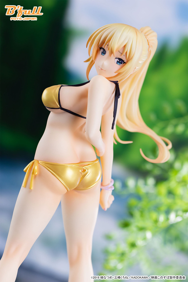 「『映画 この素晴らしい世界に祝福を！紅伝説』『ダクネス』水着ver. 1/7 塗装済み完成品フィギュア」12,800円（税抜）（C）2019 暁なつめ・三嶋くろね／KADOKAWA／映画このすば製作委員会