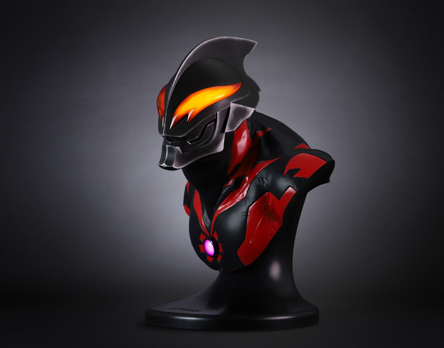 「ULTRAMAN ARCHIVES CLASSIC ARTS SUIT SIZE BUST ウルトラマンベリアル」（C）TSUBURAYA PRODUCTIONS