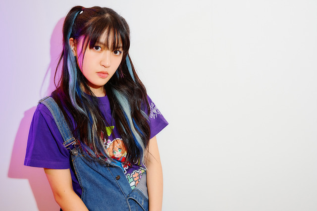 「歌マク」JUNNAが美雲の衣装デザインに挑戦！　ポイントは「かわいさとセクシーさの融合」【インタビュー】