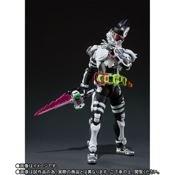 「S.H.Figuarts 仮面ライダーゲンム ゾンビアクションゲーマーレベルX-0」6,380円（税込）(C)2016 石森プロ・テレビ朝日・ADK EM・東映