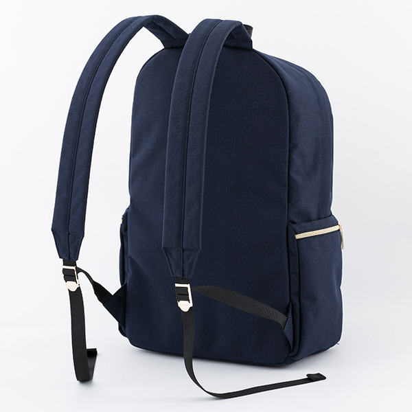 鷺沢文香モデル バッグ 15,000円(税別)（C）BANDAI NAMCO Entertainment Inc.