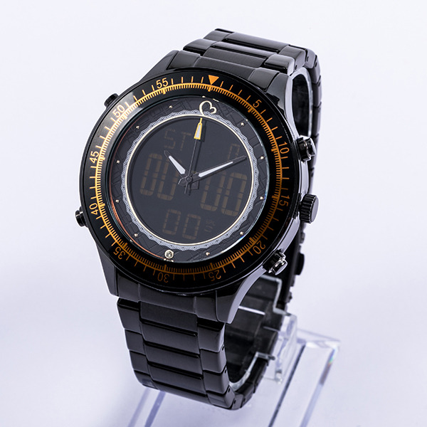 佐藤心モデル 腕時計 19,800円(税別)（C）BANDAI NAMCO Entertainment Inc.