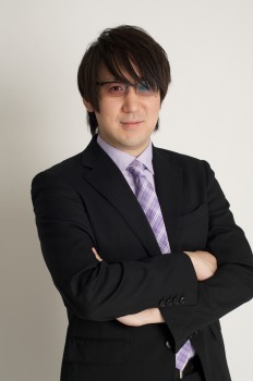 サンキュータツオさん