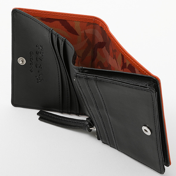 『NARUTO-ナルト- 疾風伝』コラボレーション うずまきナルト財布 9,800円（税抜）（C）岸本斉史 スコット／集英社・テレビ東京・ぴえろ