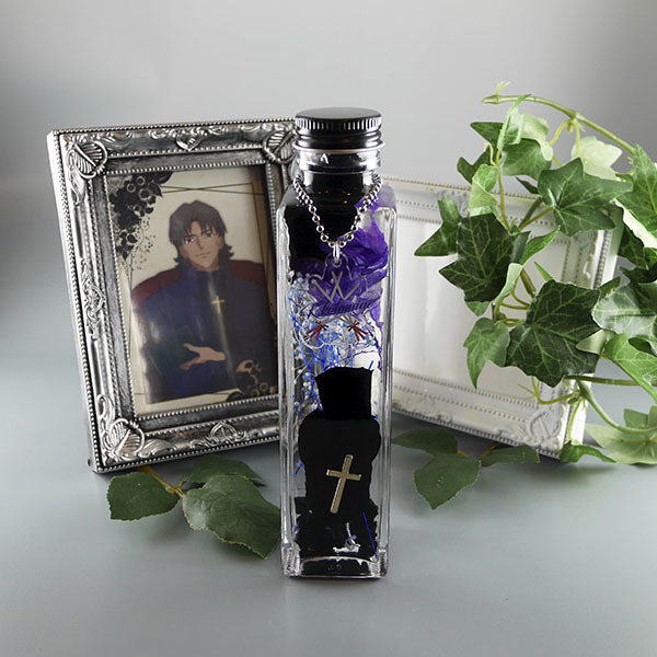 『劇場版「Fate/stay night [Heaven's Feel]」』言峰綺礼モチーフハーバリウム（C）TYPE-MOON・ufotable・FSNPC