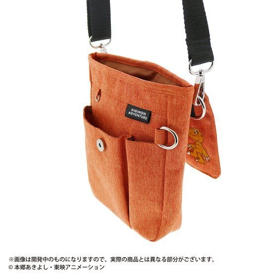 「デジモンアドベンチャー　ショルダーペンケース（全2種）」2,970円（税込）（C）本郷あきよし・東映アニメーション