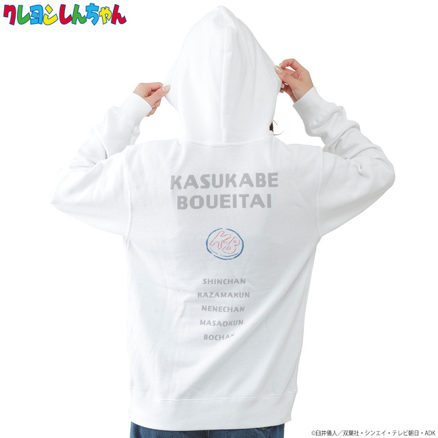 「クレヨンしんちゃん　OMOCHABOKO　パーカー」各5,940円(税込)(送料・手数料別途)(C)臼井儀人／双葉社・シンエイ・テレビ朝日・ADK